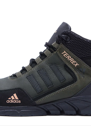 Мужские зимние кожаные ботинки adidas terrex green a3 хаки бот