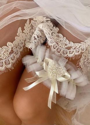 Фатиновая подвязка невесты "сердечко"