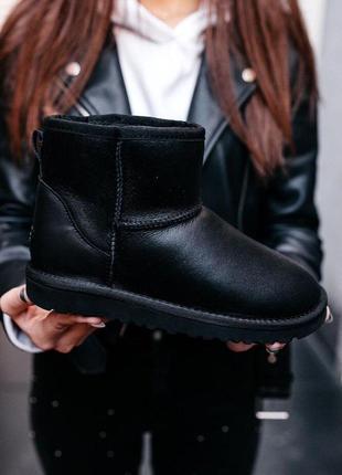 Ugg classic mini black, жіночі уггі з хутром, шкіряні уггі