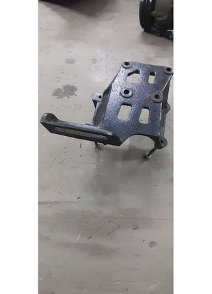 Кронштейн компресора кондиціонера ланос gm 96353012