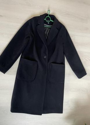 Черное длинное пальто р с м л1 фото