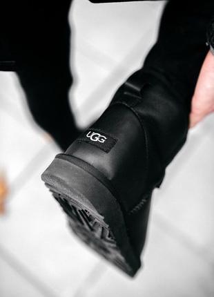 😍ugg mini leather black😍 угги женские кожаные чёрные, зимние с мехом9 фото