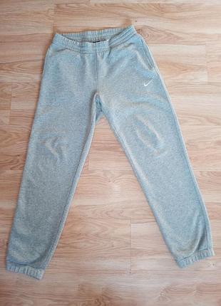 Спортивные штаны nike