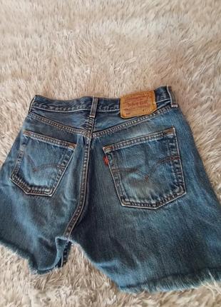 Джинсовые шорты