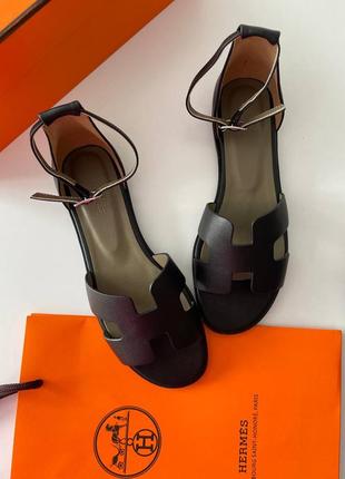 Босоножки кожаные в стиле hermes