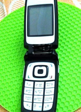 Nokia 1100 фінляндія телефон6 фото