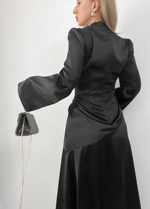 Чорна сатинова сукня6 фото