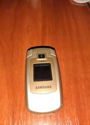 Телефон самсунг розкладачка samsung sgh-e3802 фото