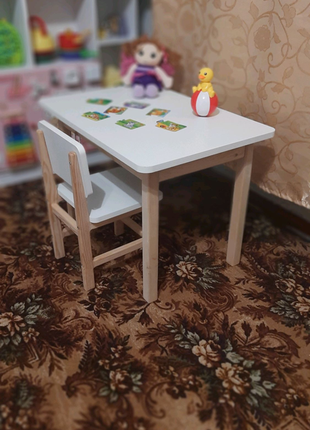 Дитячий столик і стілець3 фото