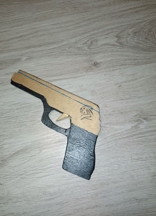 Пістолет дерев'яний2 фото
