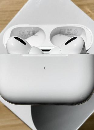 Apple airpods pro бездротові навушники з бездротовою зарядкою