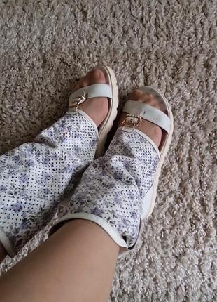 Босоніжки great shoes