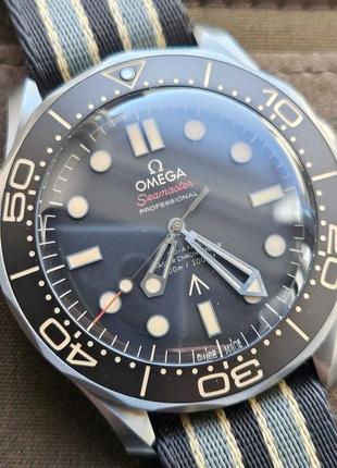 Чоловічий годинник omega seamaster diver 300m limited james bo...