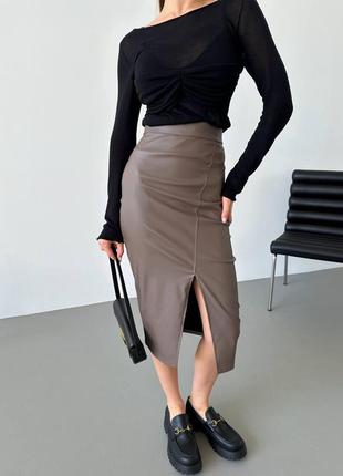 Женская стильная юбка-карандаш с разрезом спереди из ткани эко-кожа размеры 42-489 фото