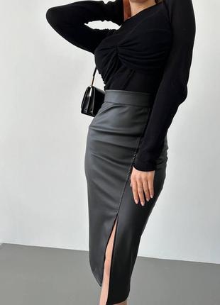 Женская стильная юбка-карандаш с разрезом спереди из ткани эко-кожа размеры 42-485 фото