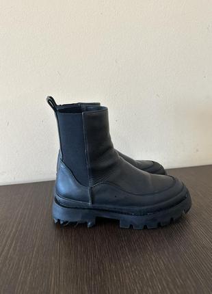 Шкіряні челсі