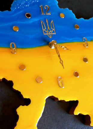 Настінний годинник