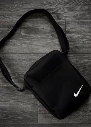 Барсетка чёрная nike