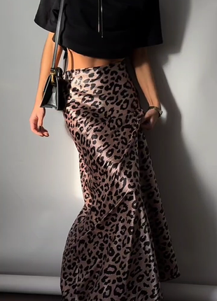 Атласная юбка макси с леопардовым принтом 42-44, 44-46 ( мод 286)5 фото