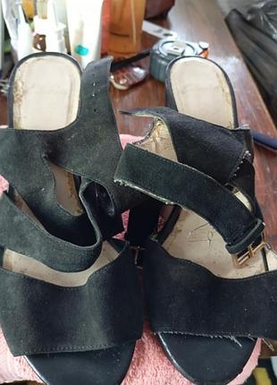 Босоніжки жіночі 35р