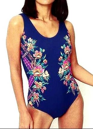 Сдельный купальник с утяжкой, цветочный орнамент по бокам