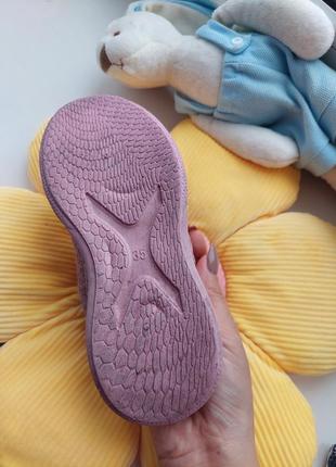 Детские кроссовки