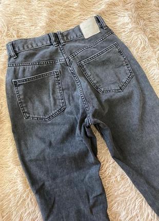Новые джинсы pull&bear (с коричневым свитером, который в аккаунте 850)4 фото