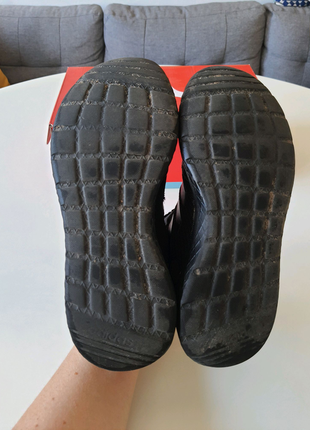 Кросівки adidas розмір 364 фото