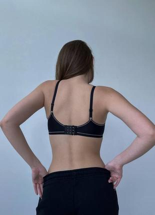 Базовий бюстгальтер спортивного типу на чашку в