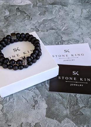 Комплект чоловічих браслетів "king" і "one" з шунгіту та лави3 фото