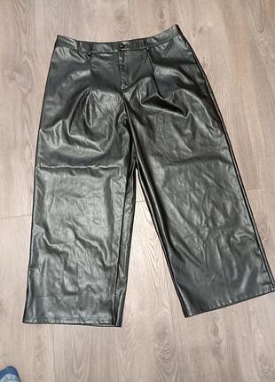 Брюки палаццо кожаные