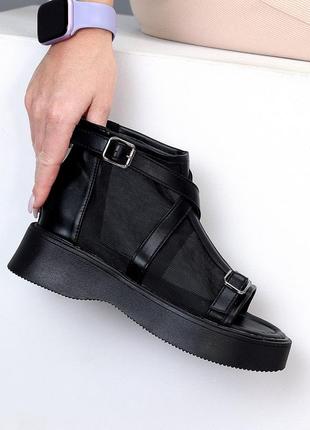 Літні черевики