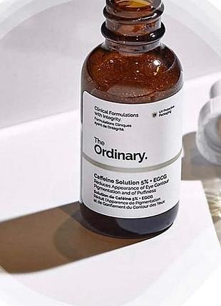 The ordinary-сироватка під очі з кофеїном і зеленим чаєм