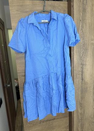 Голуба сукня на короткий рукав reserved