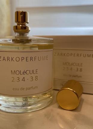 Zarkoperfume molecule 234.38