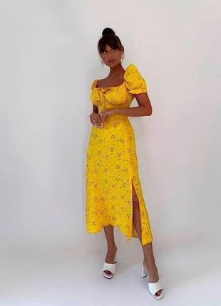 Сукня жіноча літня, з софту, з квітковим принтом, жовта і біла, міді з короткими рукавами