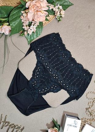 Изысканные женские трусики с кружевом