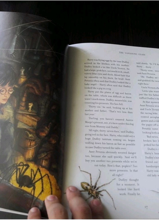 Книга harry potter and the philosopher's stone. (illustrated edit14 фото