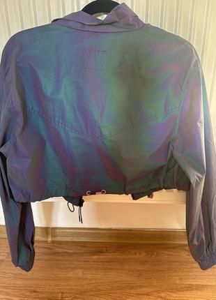 Ветровка,легкая куртка укороченная фиолетовая светится5 фото