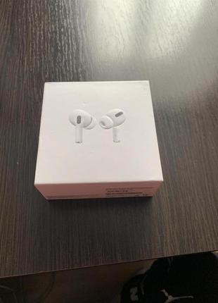 Airpods pro найшов