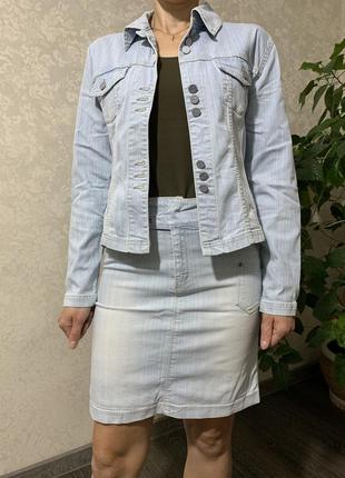 Джинсовий костюм спідниця+піджак