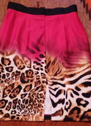 Нова спідниця, юбка яскрава червона з принтом3 фото