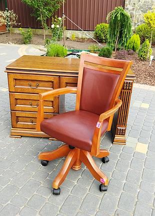 Кресло кабинетное для руководителя, стол дубовый новый
