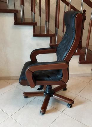 Нове шкіряне крісло garne kriselechko ручної роботи, офіс7 фото