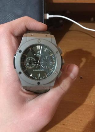 Годинник hublot1 фото