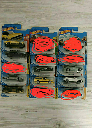 Машинки hotwheels