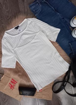 Белая блуза рубчик,кофточка с вырезом на груди2 фото