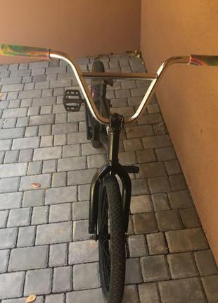 Срочно!!! продам bmx на 20 колесах. пропонуйте ціну!!!4 фото