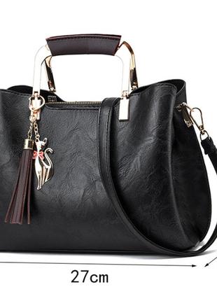 Женская сумка на плечо с брелком, модная и качественная женская сумочка эко кожа повседневная6 фото