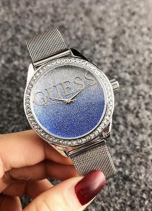 Жіночий наручний годинник guess